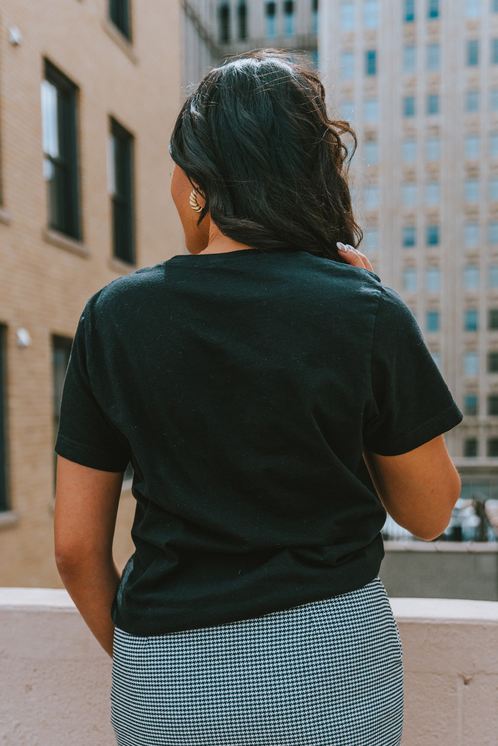 UNISEX BUMMY SWEET HUMMINGBIRD BLACK COPPER TSHIRT