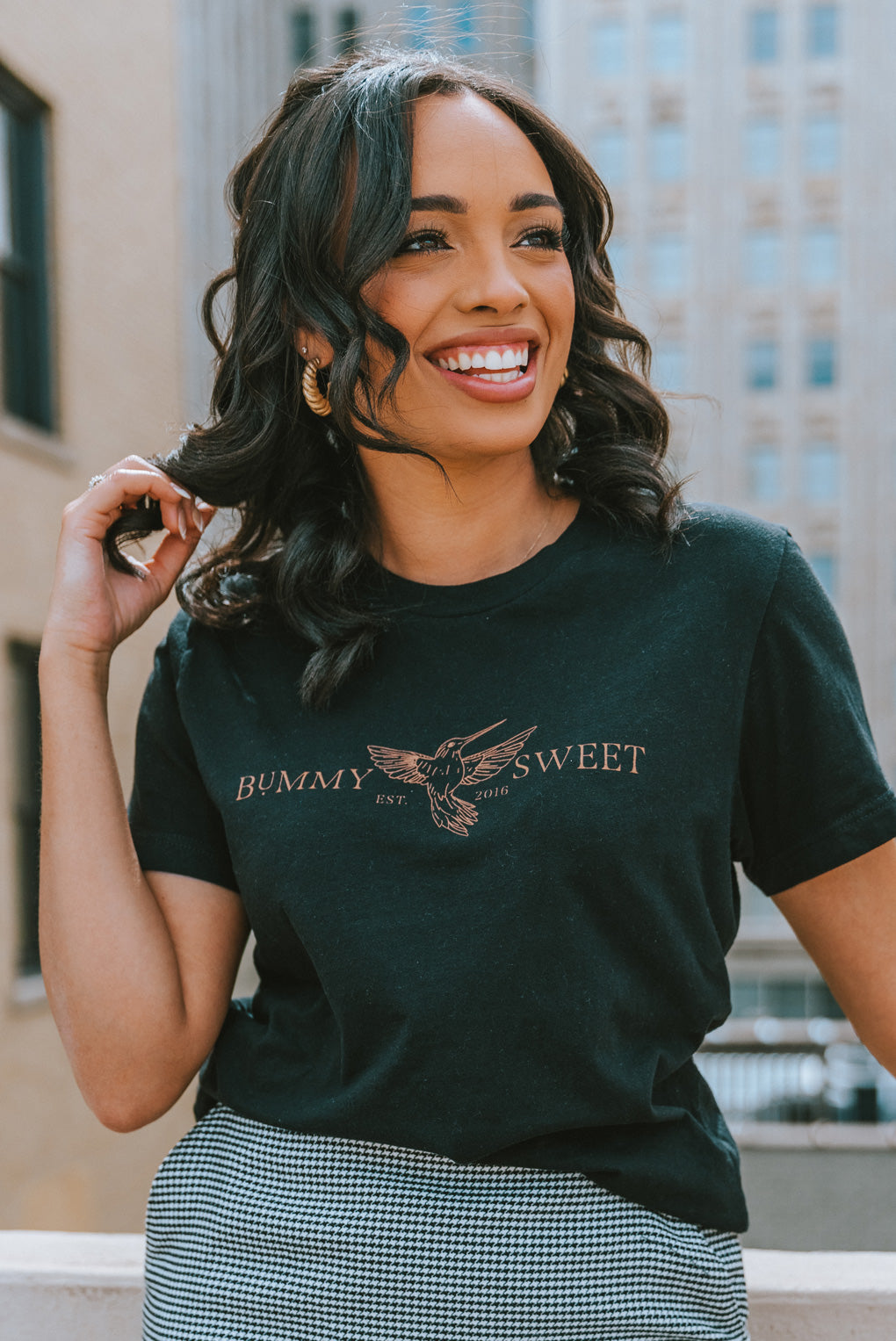 UNISEX BUMMY SWEET HUMMINGBIRD BLACK COPPER TSHIRT